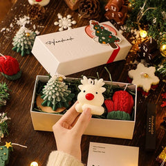 Christmas Gift for Friends Practical Deer Aromatherapy Candle Set Gift Box with Handheld Gifts Christmas Gift Ornament