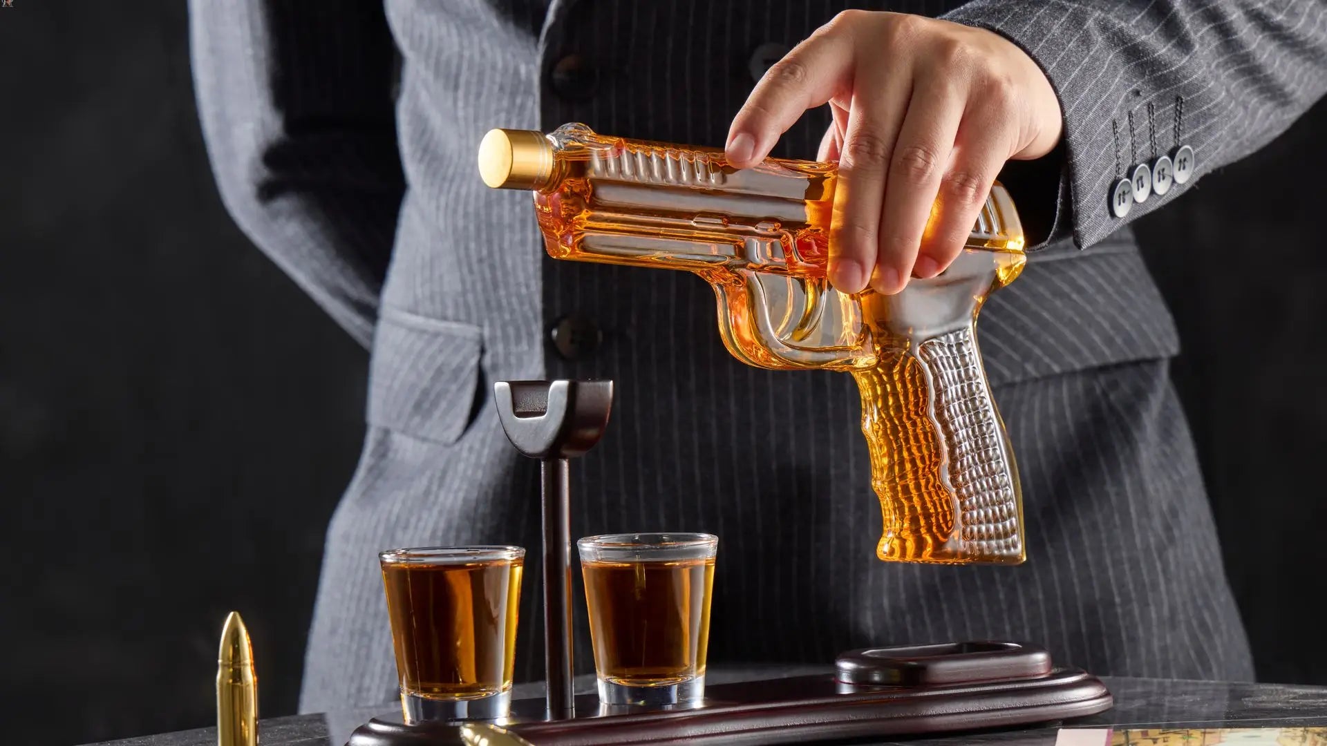 Birthday Gifts for Men Dad Whiskey Gun Decanter Set with Shot Glasses Stocking Stuffers Military Presents dispenser Bar Drinking