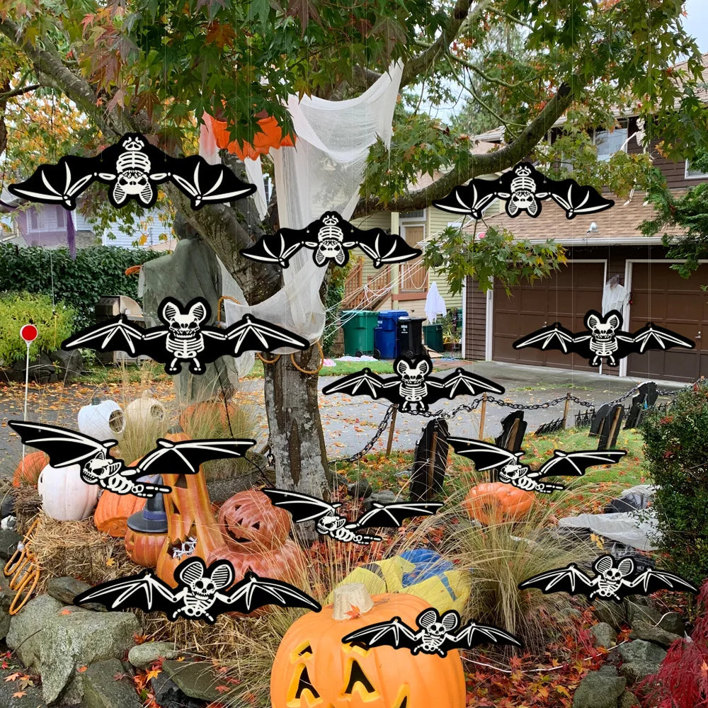 Halloween Bat Shaped Hanging Ornament Fluorescent Bat Decor Glowing Bat Pendant Bat-Shaped For Halloween Party Outdoor Yard